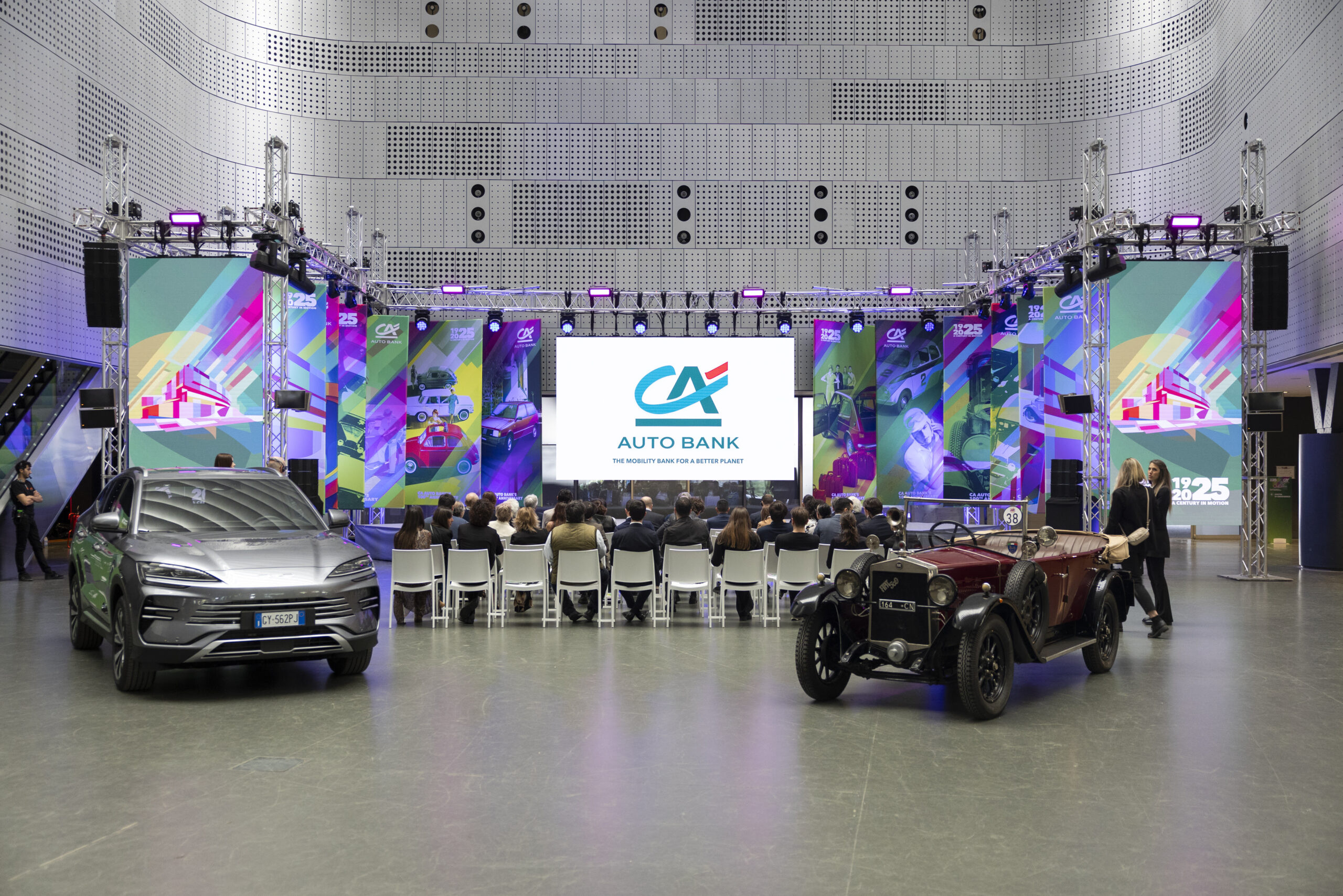 Crédit Agricole Auto Bank: 100 anni di storia, il futuro della mobilità