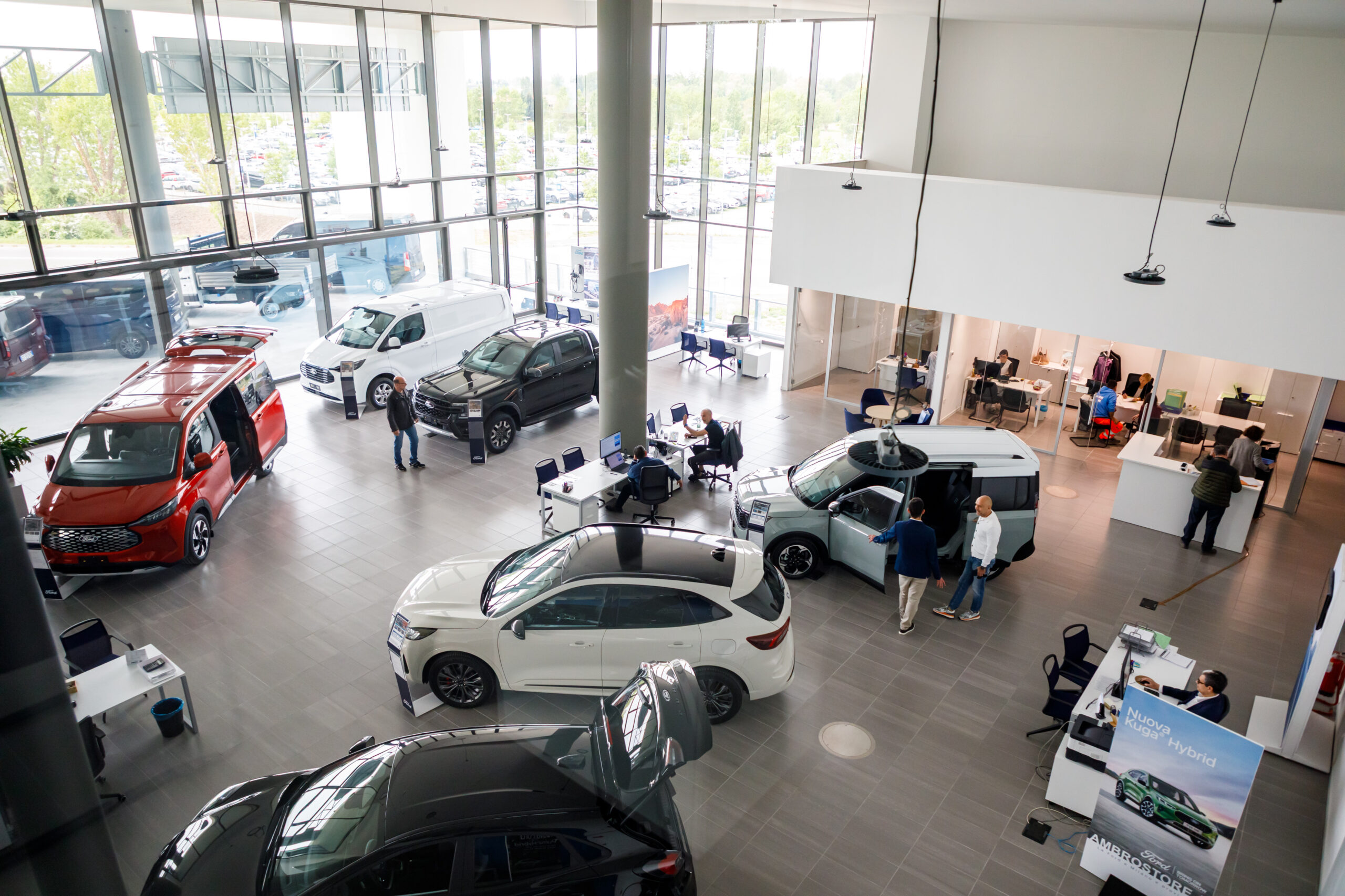 I migliori concessionari auto della Lombardia secondo la Guida Top Dealers Italia 2027