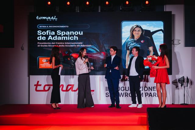 Sofia Spanou de Adamich durante l’inaugurazione di Tomasi Auto Parma